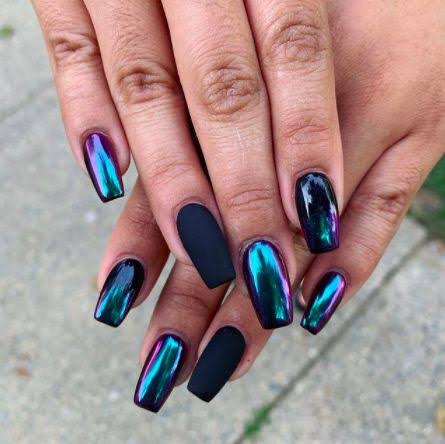 Metallic Nail Ideas 2023