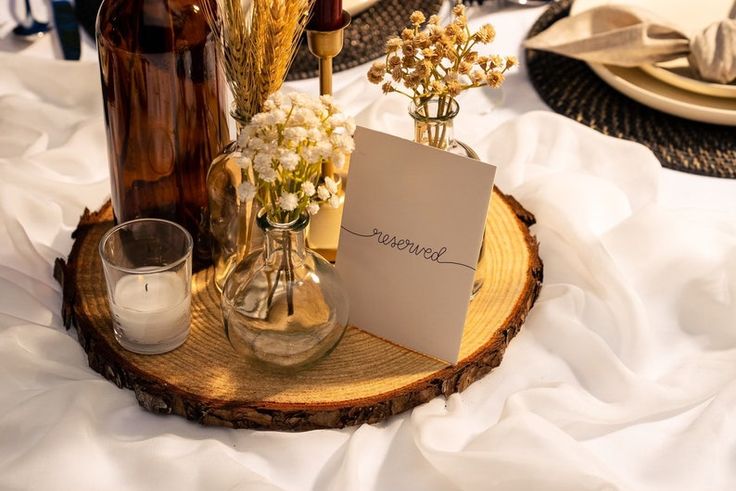 Rustic Wood Slice Centerpieces